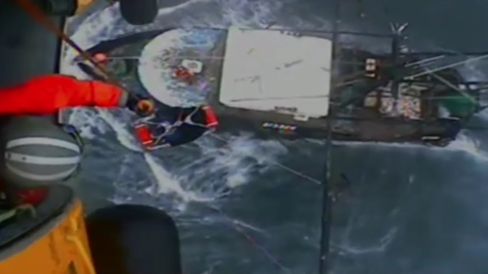 Coast Guard airlifts man off fishing vessel in Montauk