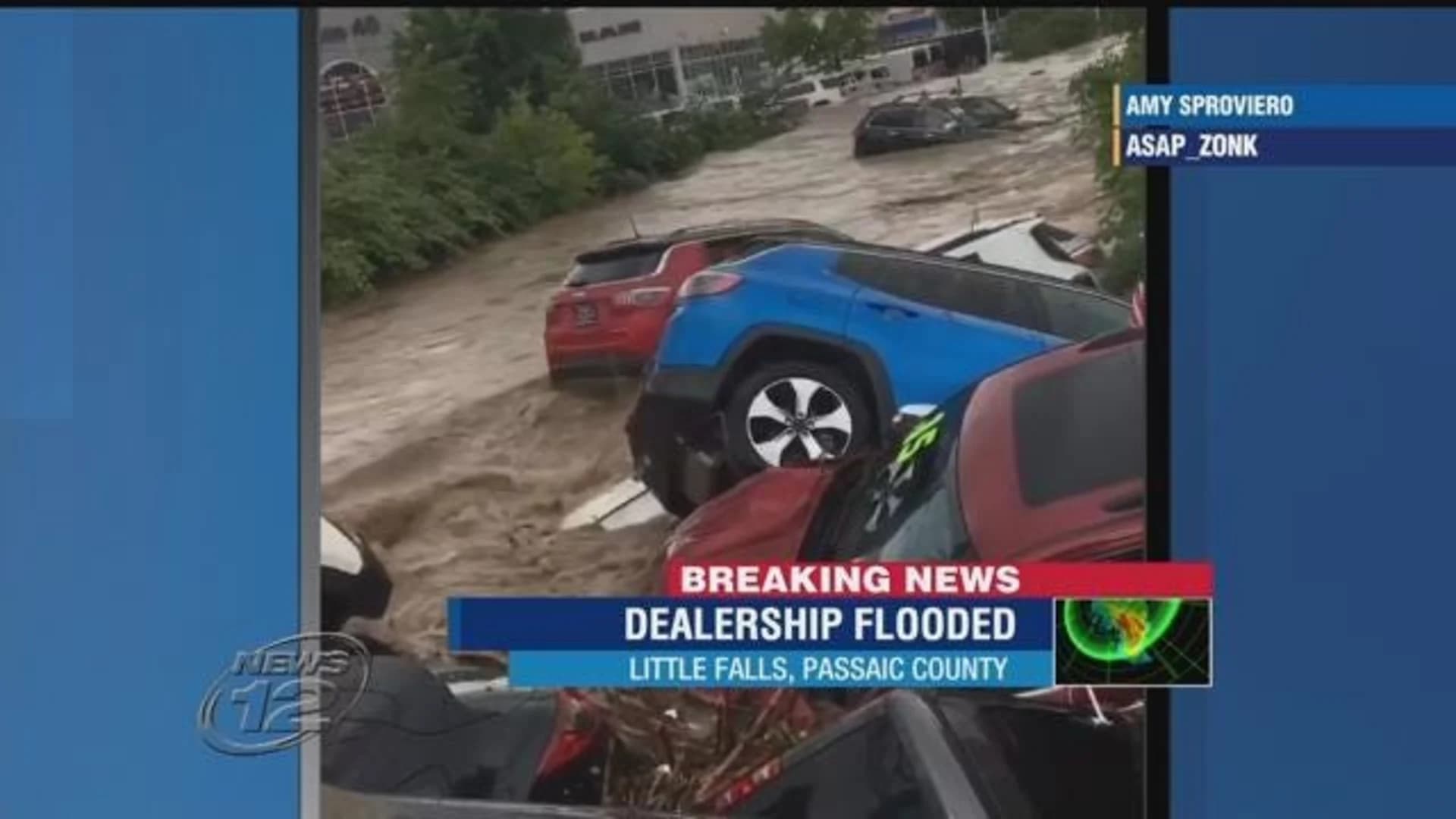Crews rescue people from stores, cars after flash flood