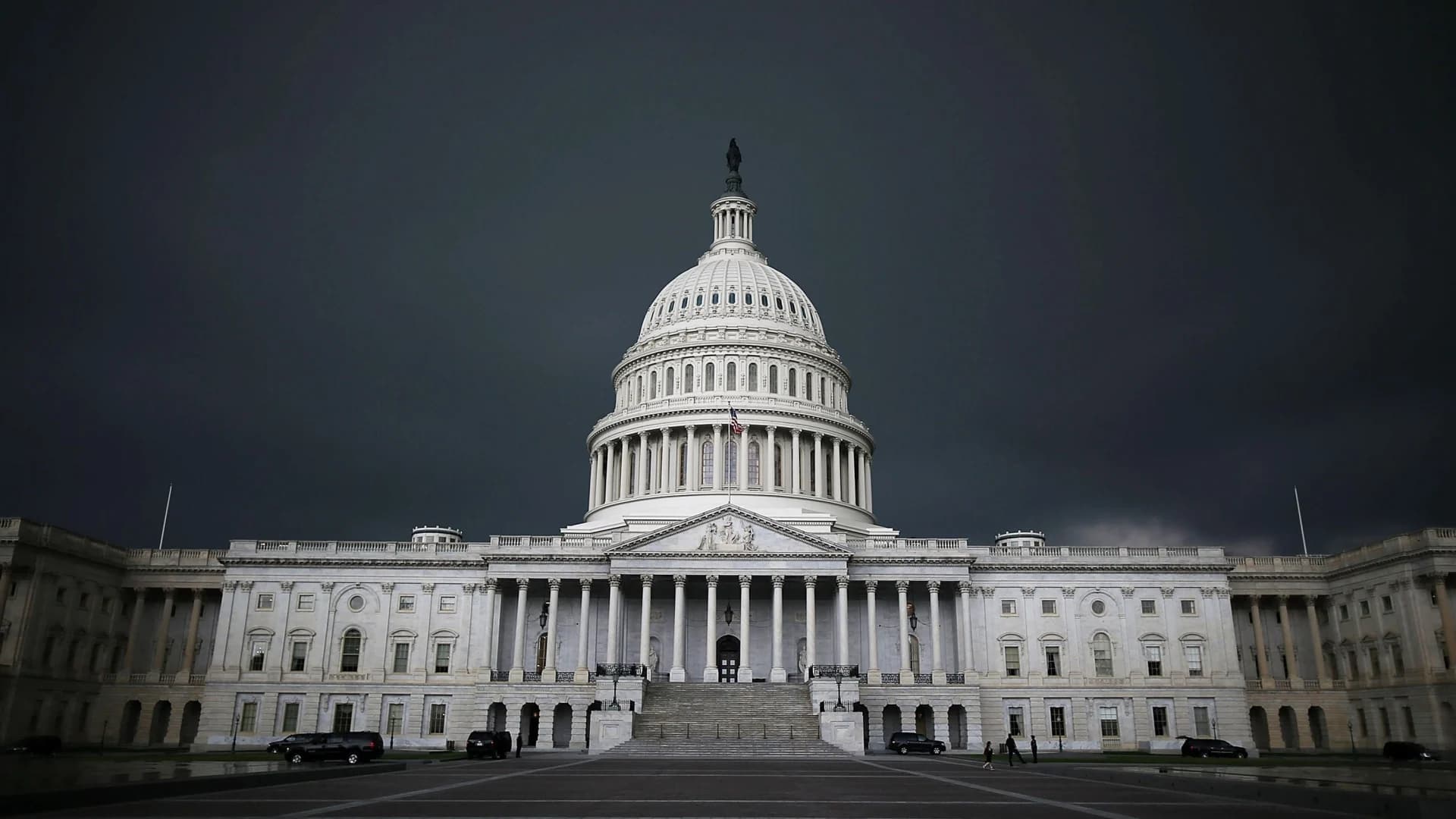 The shutdown today: Donors look to ease pain of shutdown