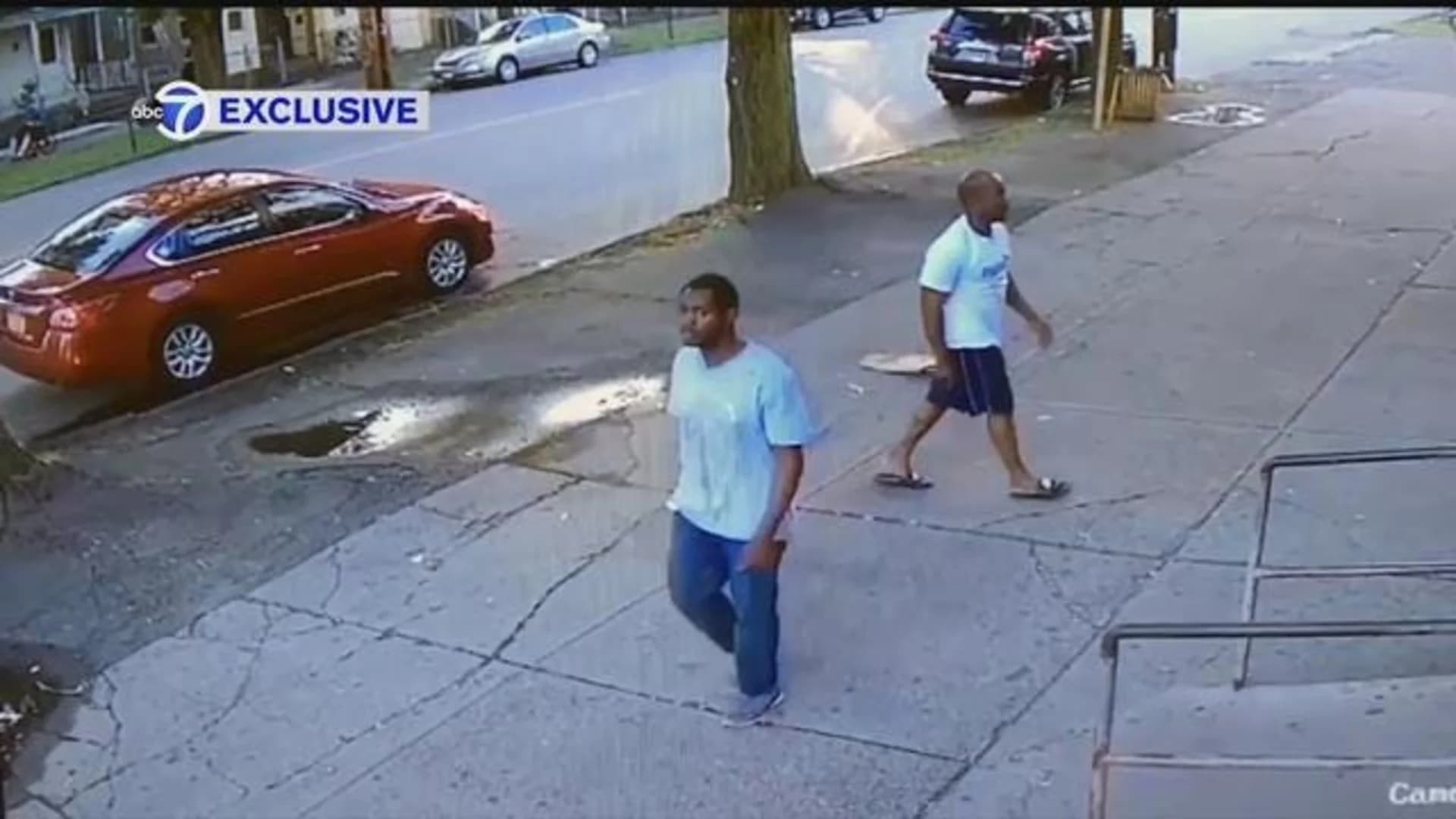 Video shows man stealing car with kid inside in Bridgeport