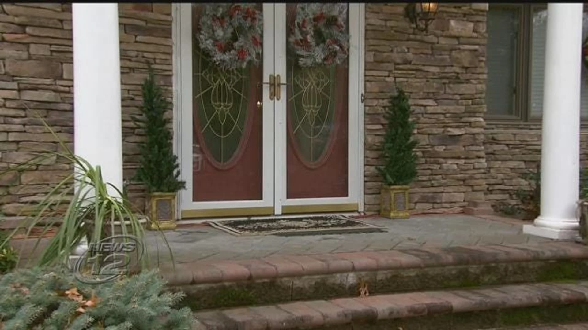 Melville homeowners say packages were stolen off front porch
