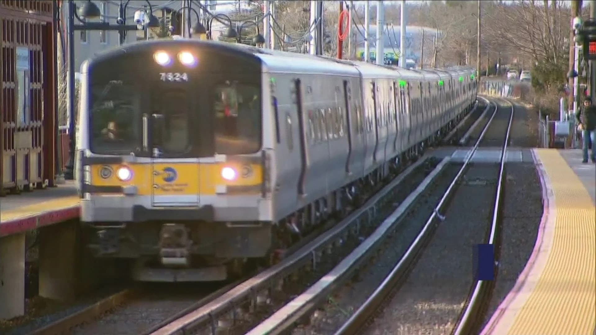 LIRR operating on or close to schedule after service disruptions