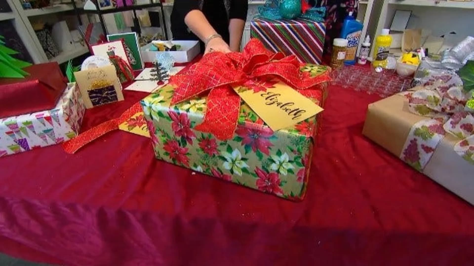 Holiday Help: Gift wrap in style with these simple tips