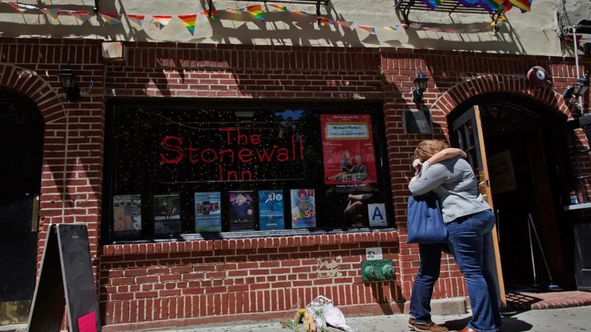 NYPD sorry for '69 raid at now-landmark Stonewall gay bar