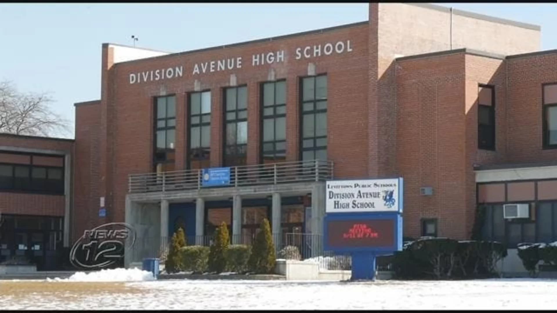 Bomb threat evacuates Levittown high school