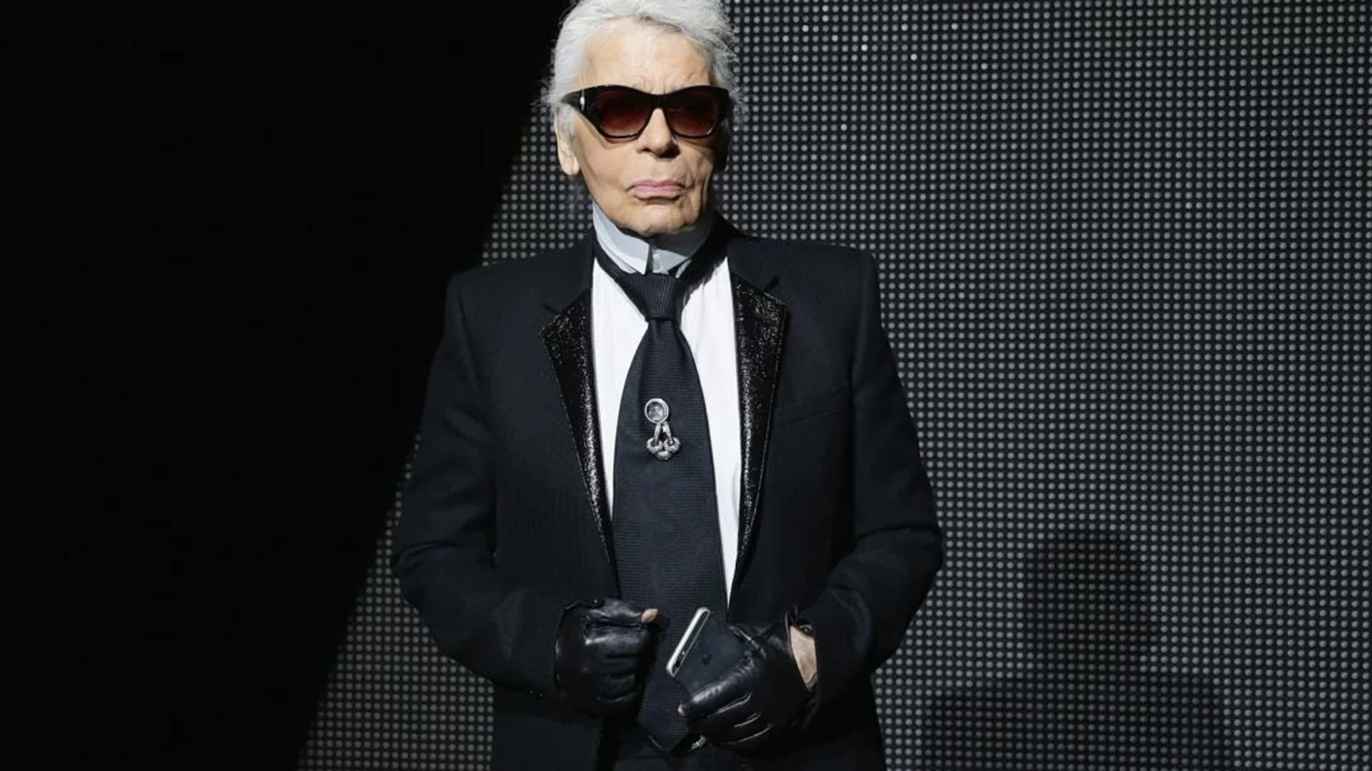 Designer Karl Lagerfeld, Chanel's global icon, dies in Paris