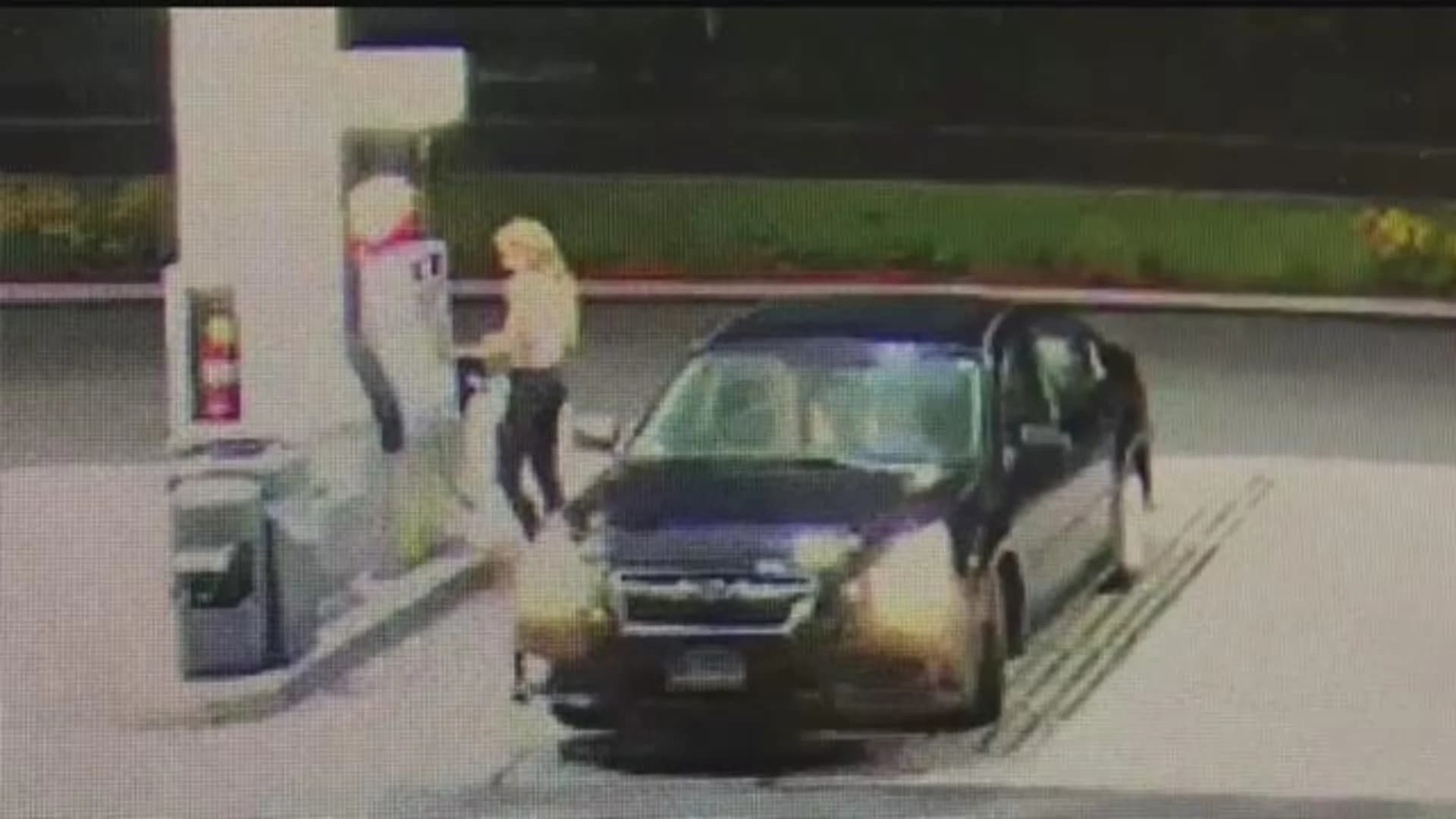 Wolcott thief steals car while woman pumps gas
