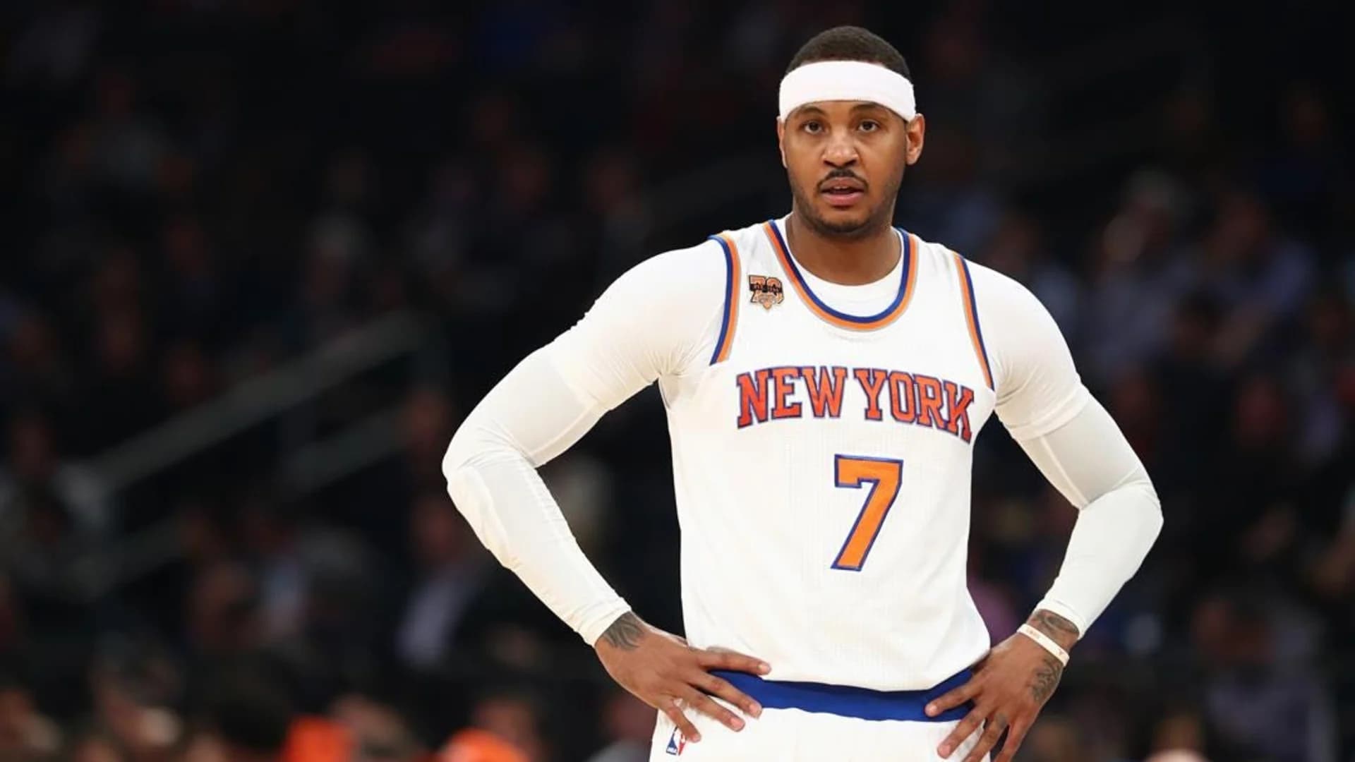 AP source: Knicks agree to trade Carmelo Anthony to Thunder