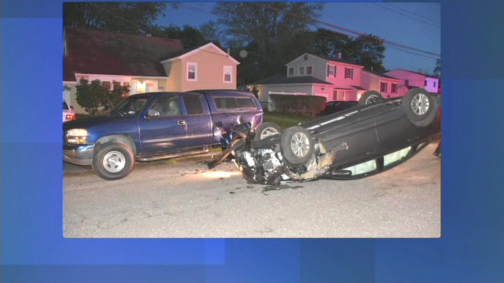 Police: Driver hits car and flees in Bay Shore