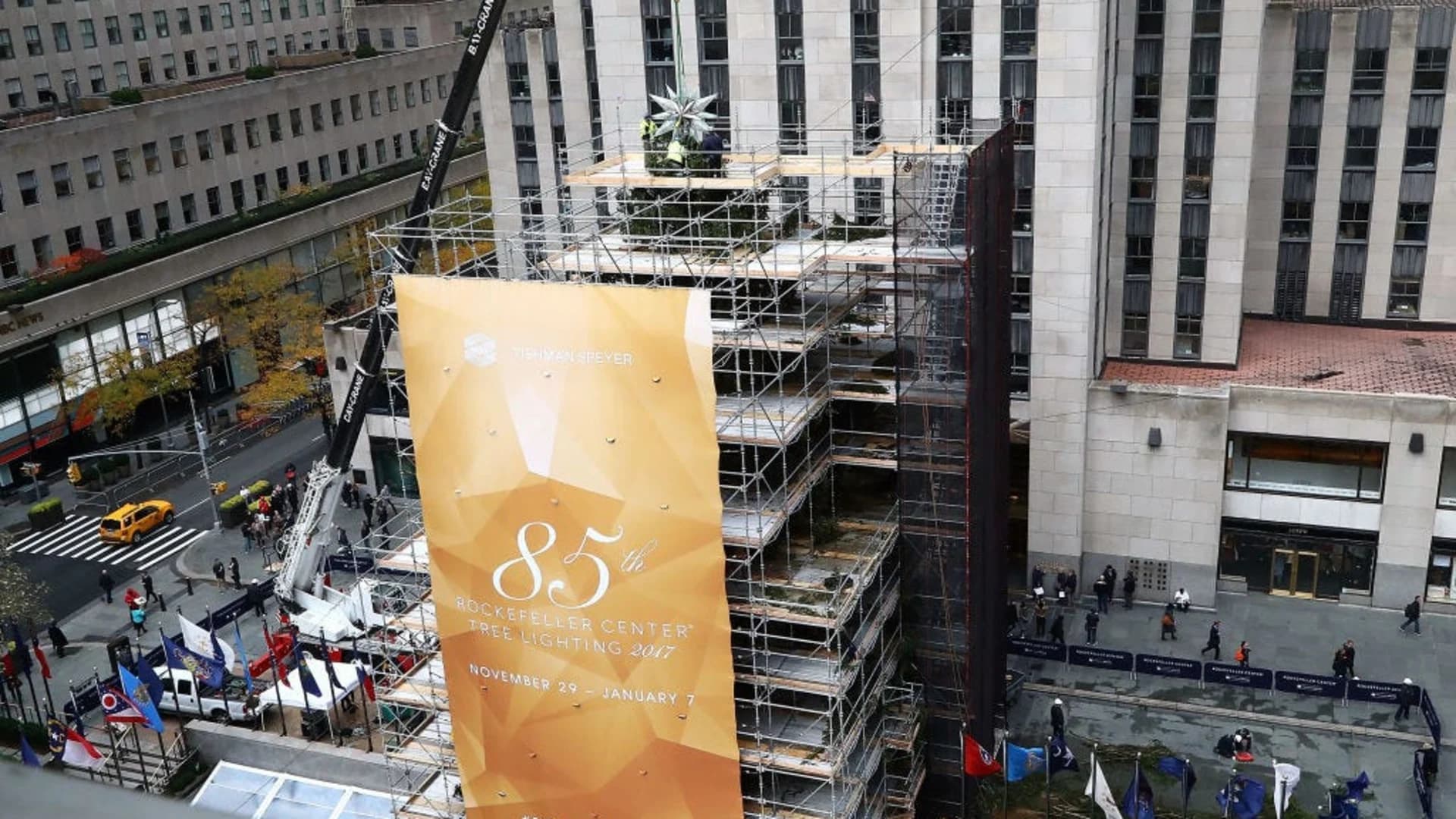 NYPD announces street closures for Rockefeller Center tree lighting