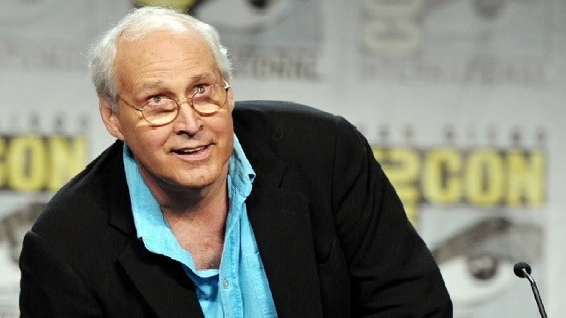 Cops: Chevy Chase kicked in roadside altercation in New York