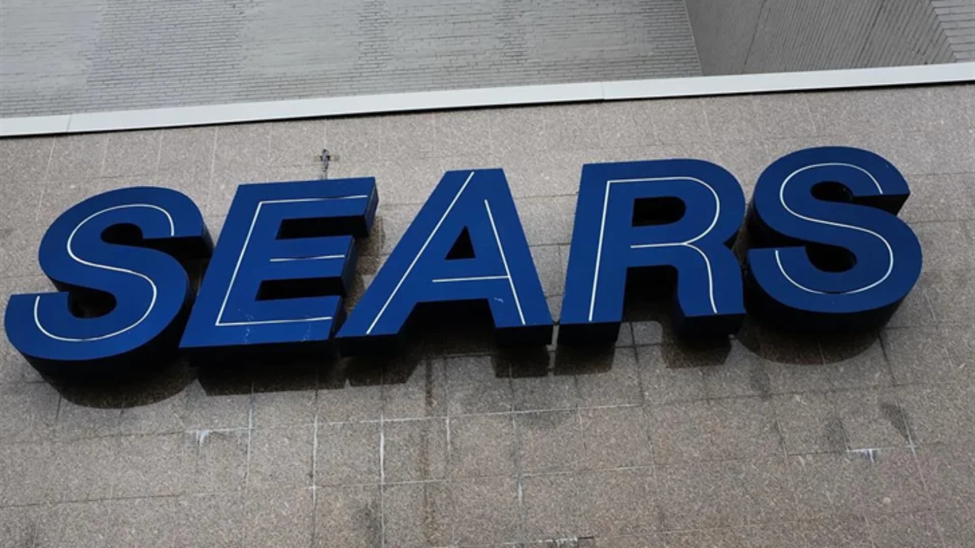 Sears survives a near-death experience, but for how long?