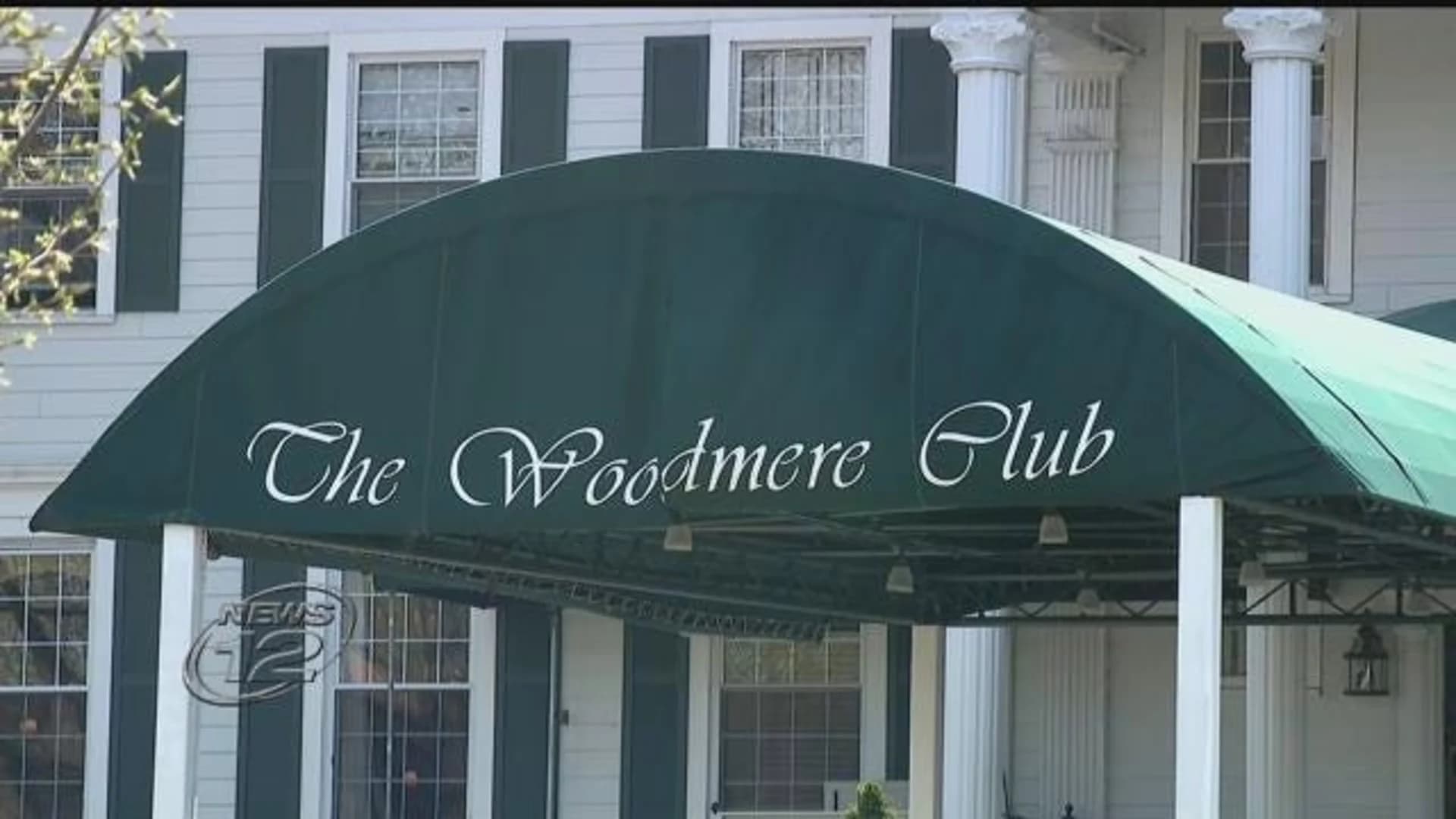 Plan to build homes at Woodmere golf course riles residents