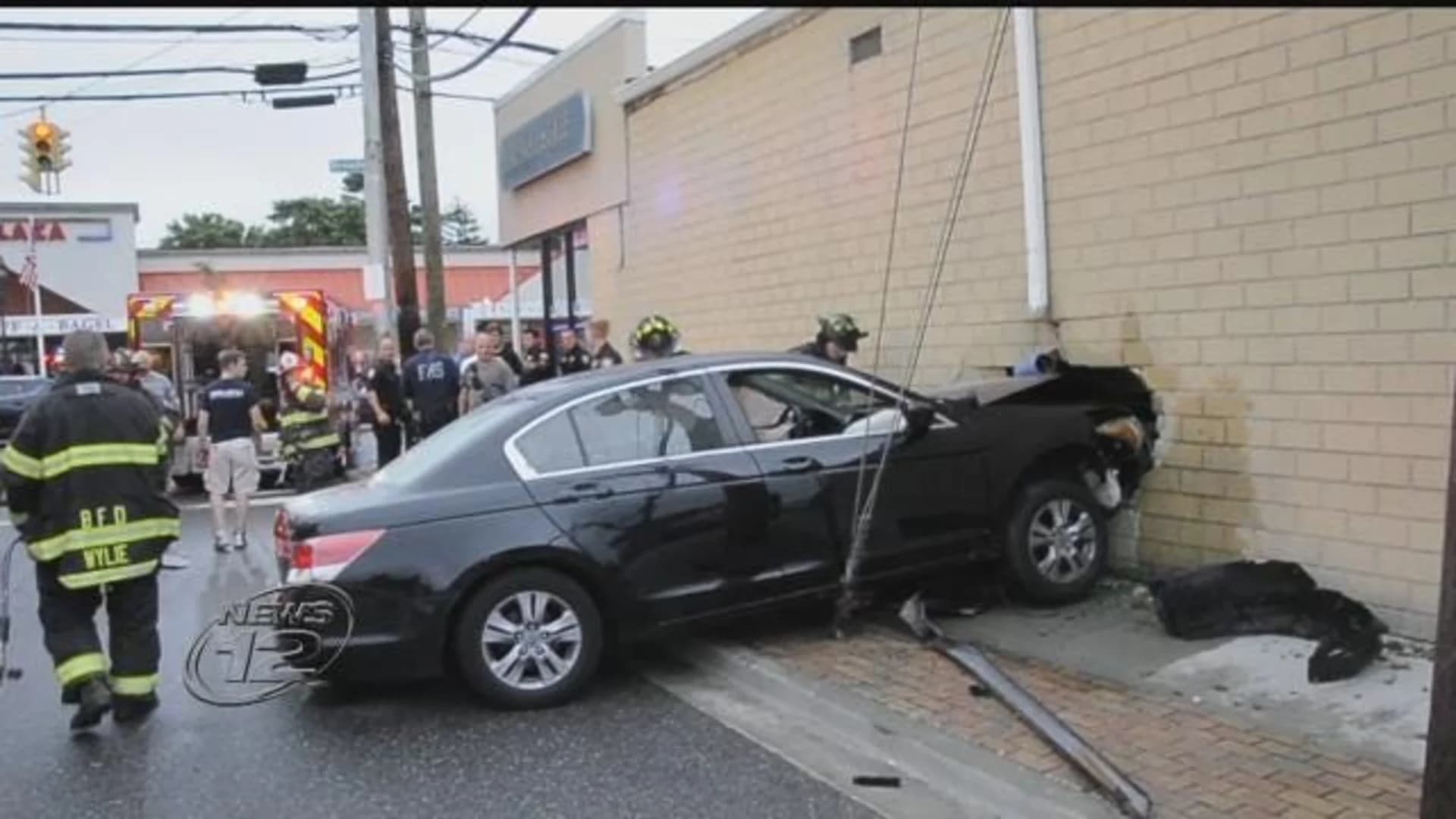 Car crashes into Bethpage building