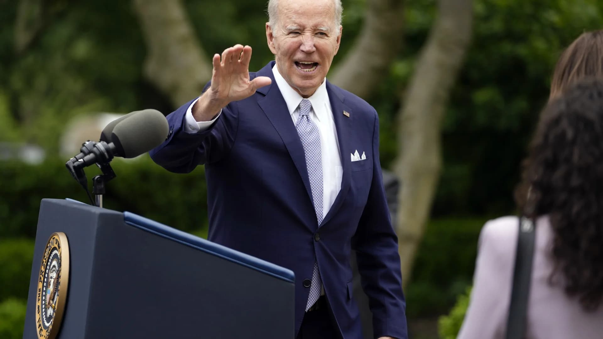 Biden, top lawmakers to discuss debt limit at White House May 9