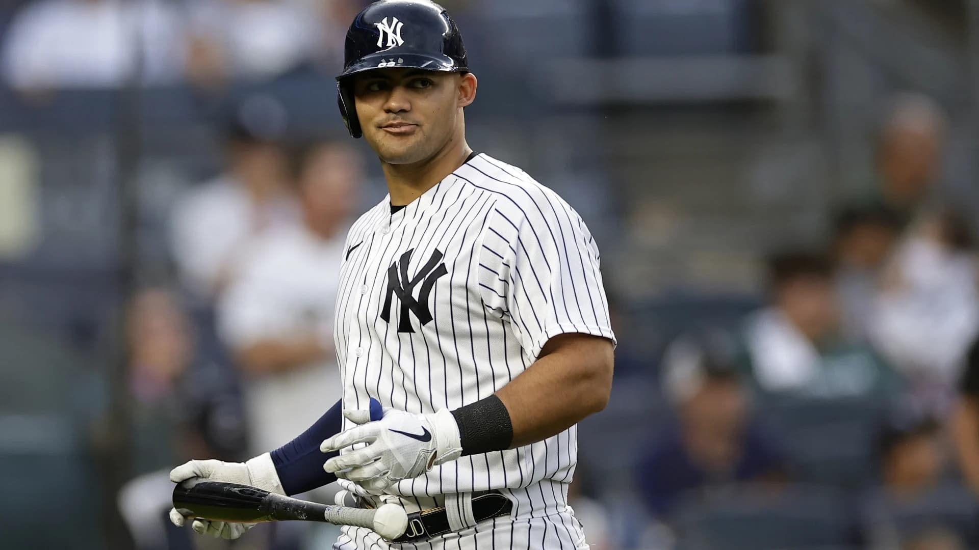 Yankees rookie outfielder Jasson Domínguez has torn elbow ligament, needs Tommy John surgery