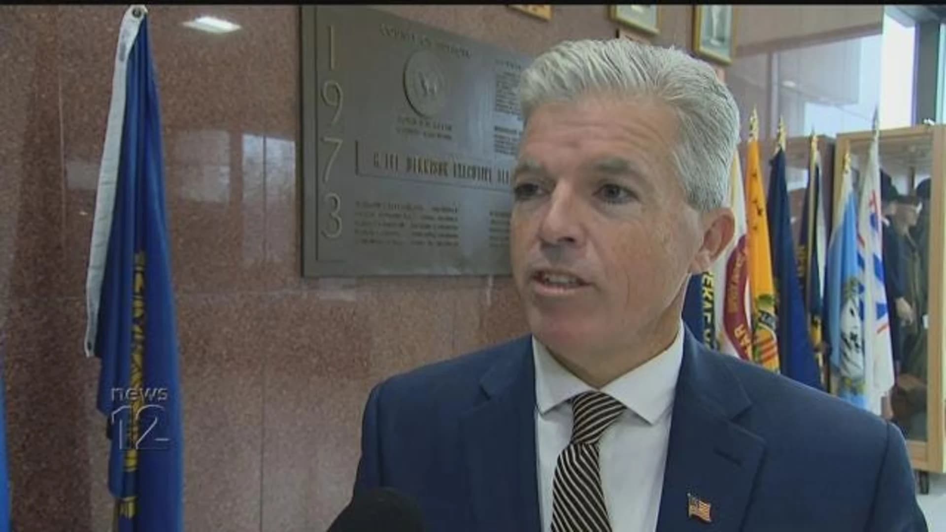 WATCH LIVE: Suffolk County Executive Bellone gives COVID-19 update