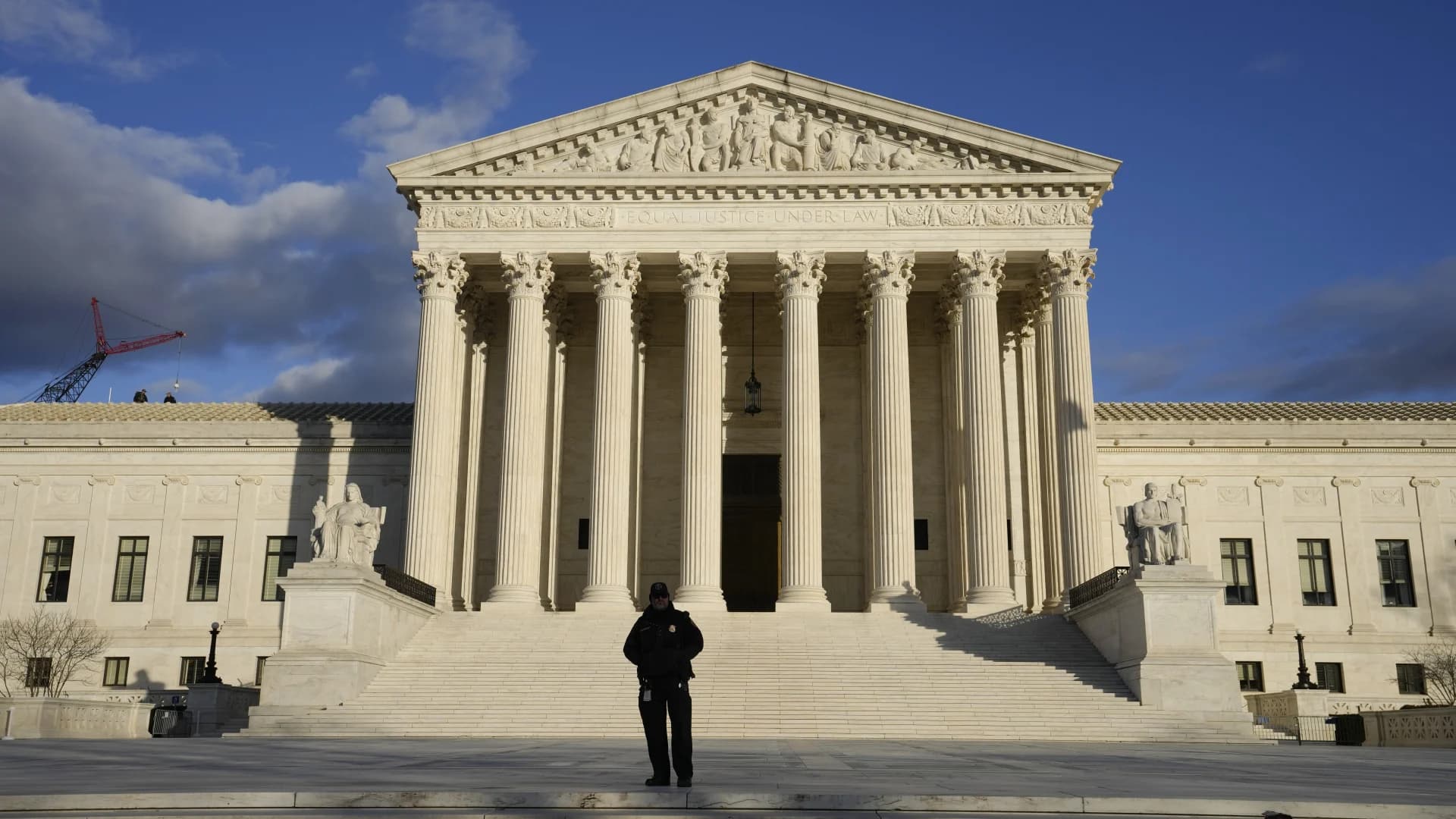 Supreme Court seems to favor New Jersey in dispute with New York