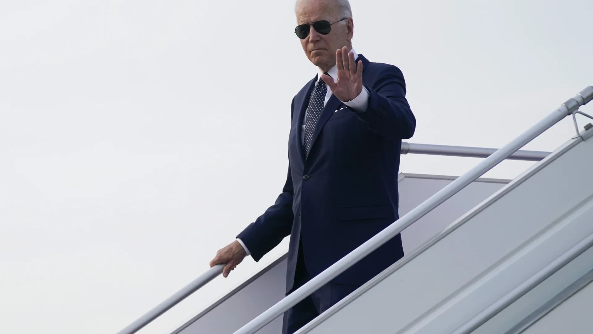 Biden tells Dems to quickly pass pared-down economic package