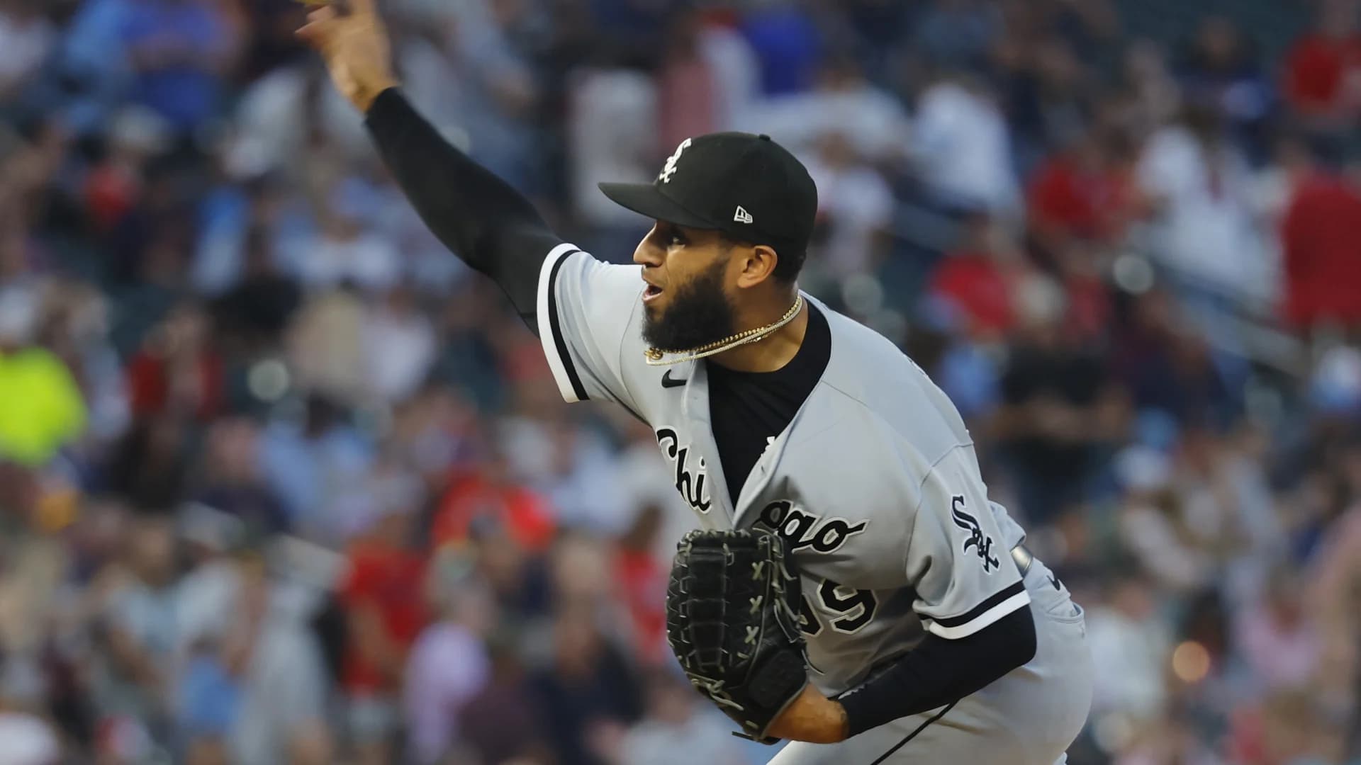 Yankees get relievers Keynan Middleton from White Sox, Spencer Howard from Rangers
