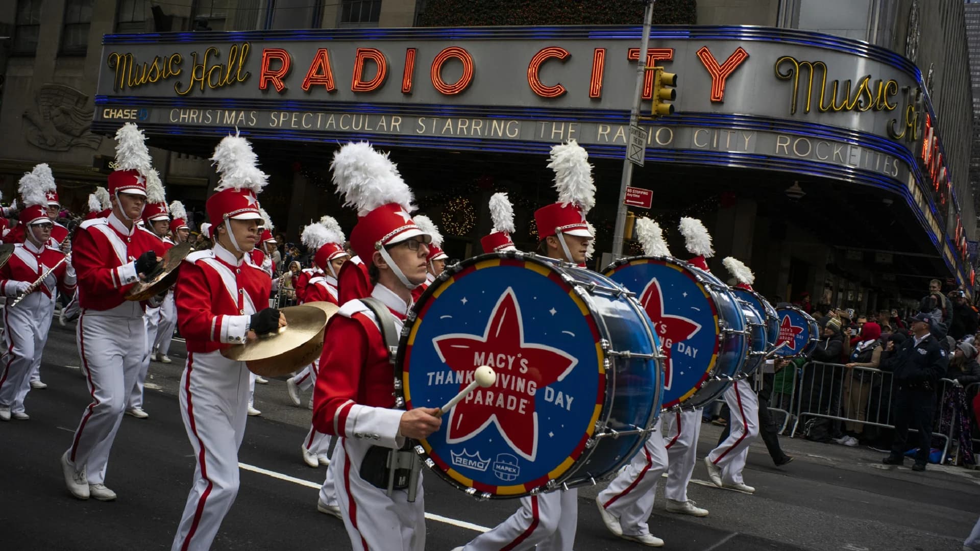 Macy’s Thanksgiving Day Parade returns to pre-pandemic form this year