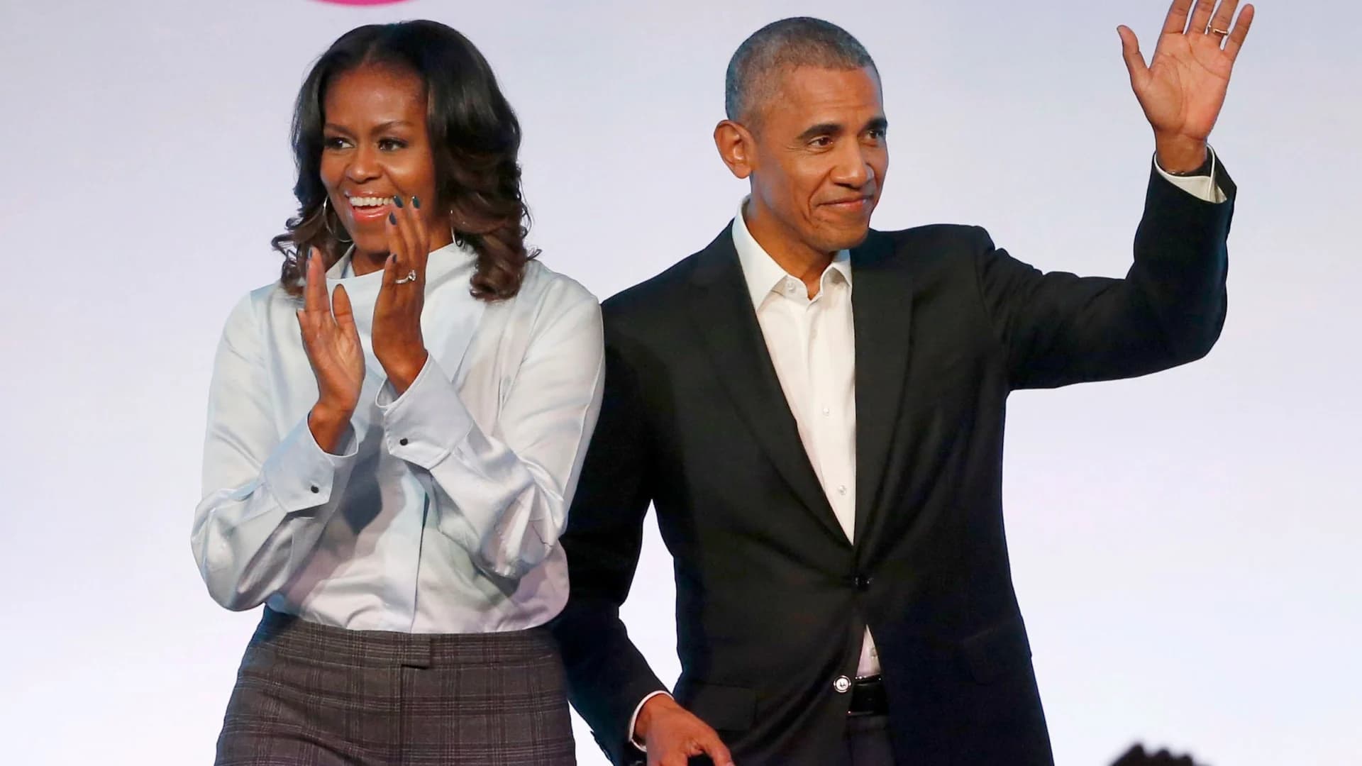 Obamas to produce exclusive podcasts for Spotify